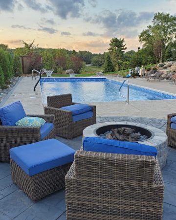 Outdoor Fire Pit with Seating Ideas