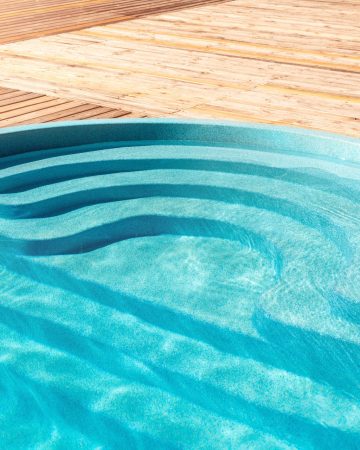 Life Expectancy of Fiberglass Pools