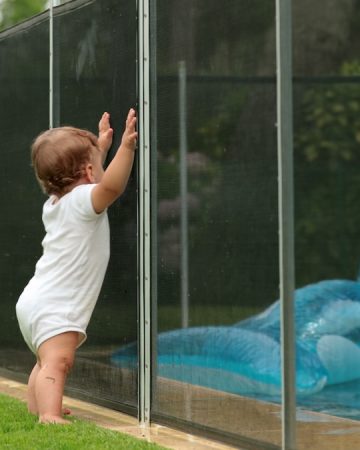 Choosing the Right Pool Fence: Safety and Style Considerations for Minnesota Homes